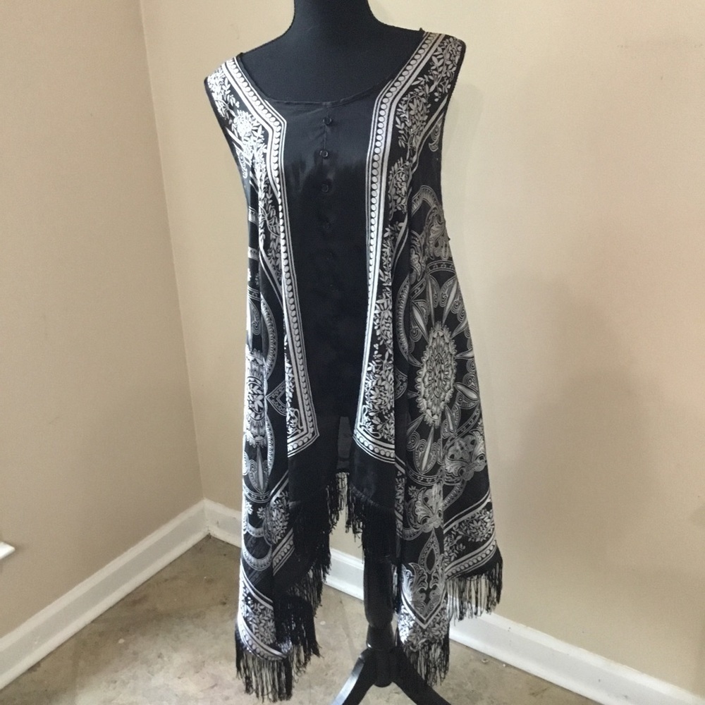 Ashley Stewart Women’s Black And White Fringed Beach Cover Up Caftan